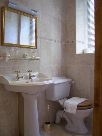 Wedding Venues South Wales - Craig y Nos Castle Accommodation Room 14 Bathroom