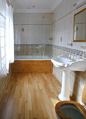 Craig y Nos Castle En-suite Room AB23 has a generously proportioned bathroom Wedding Venues South Wales - Craig y Nos Castle Accommodation Room AB23 bathroom