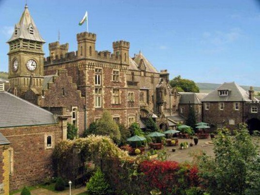 Craig y Nos Castle Wedding Venue front courtyard