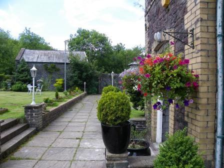 Wedding Venues South Wales - Craig y Nos Castle Theatre Gardens path